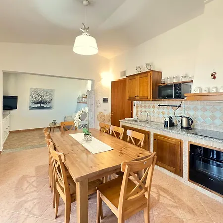 La Dolce Villa Tertenìa